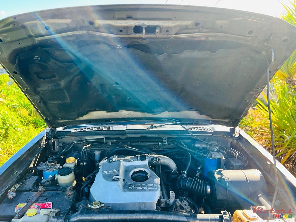 2009' Nissan Hardbody 4x4 turbo photo #6