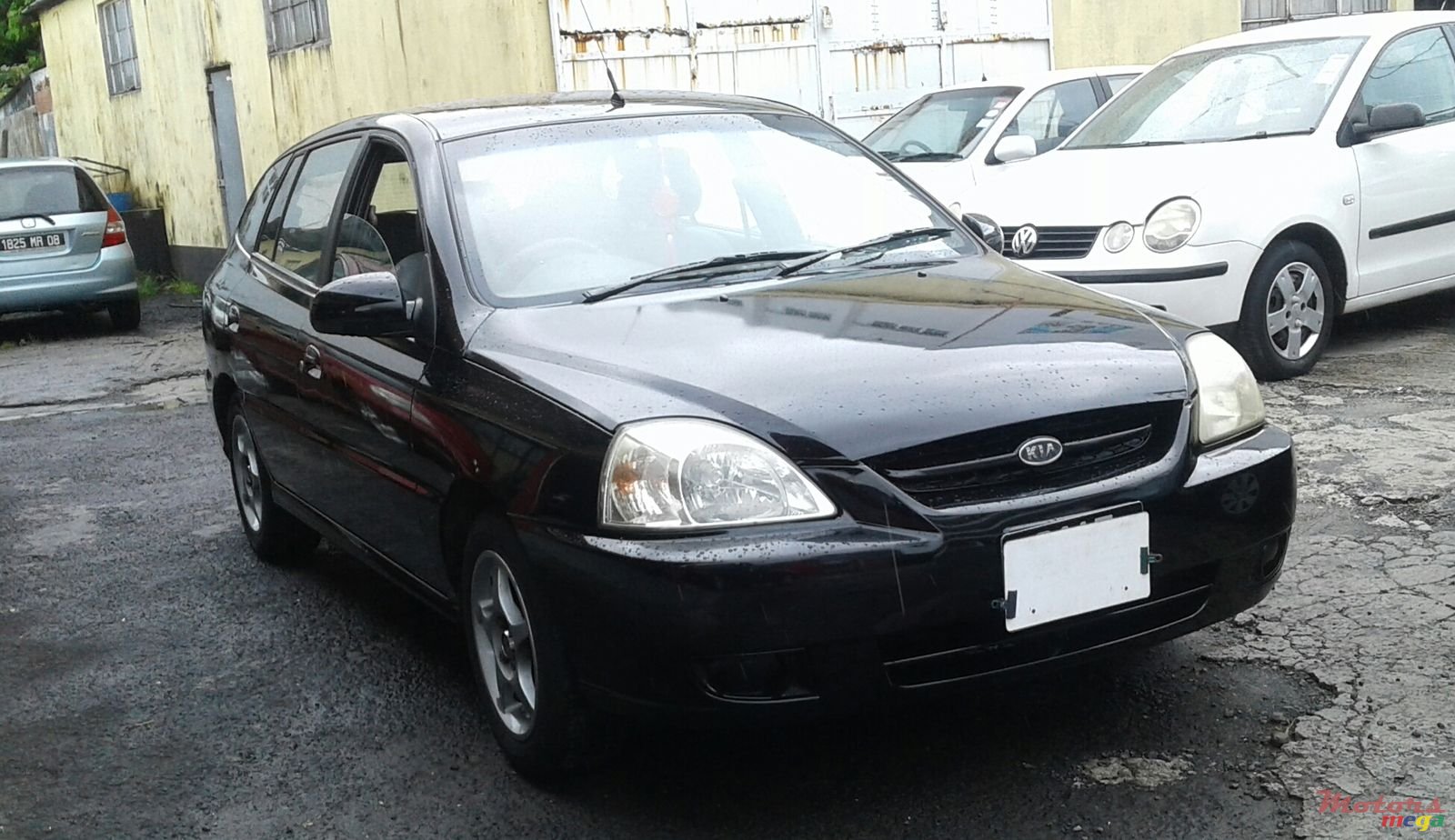 2004' Kia Rio photo #1