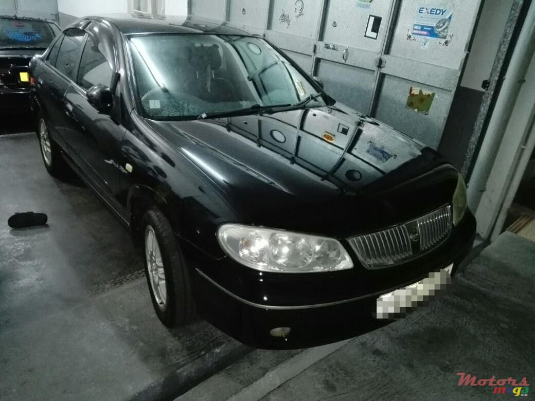 2004' Nissan Sunny photo #5