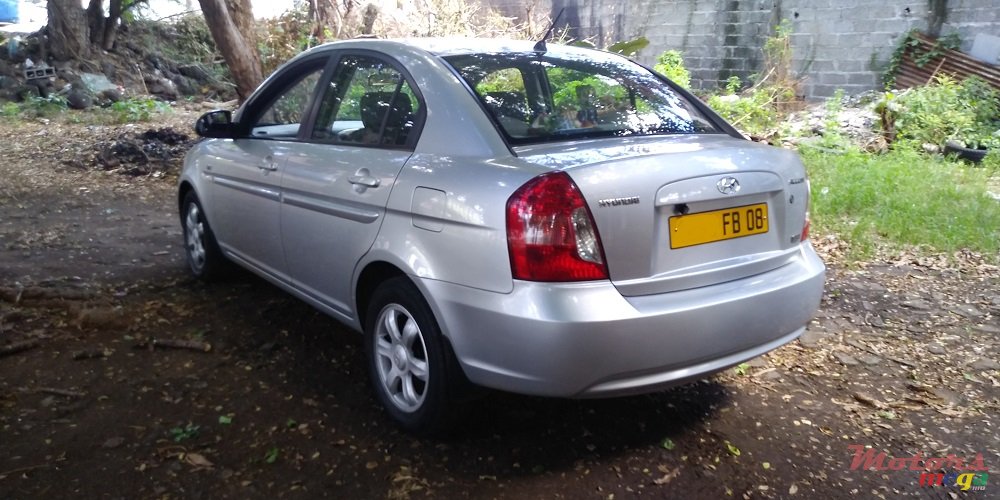 2008' Hyundai Accent GLS photo #4