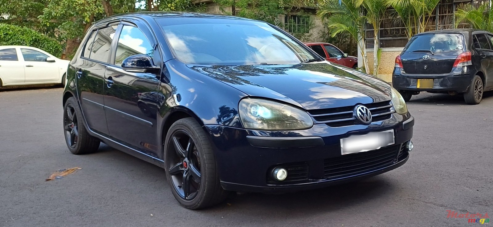 2009' Volkswagen Golf V photo #1