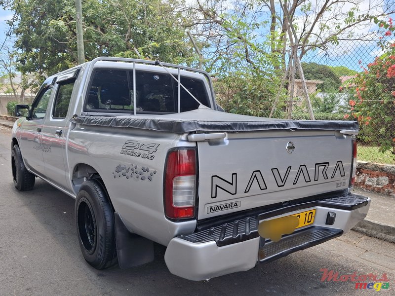 2010' Nissan Navara photo #4