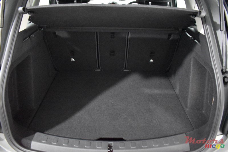 2018' MINI One photo #6