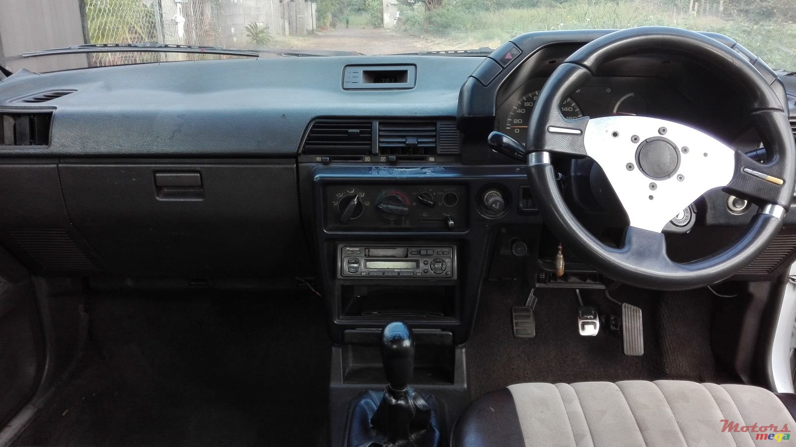 1989' Mitsubishi Lancer photo #4