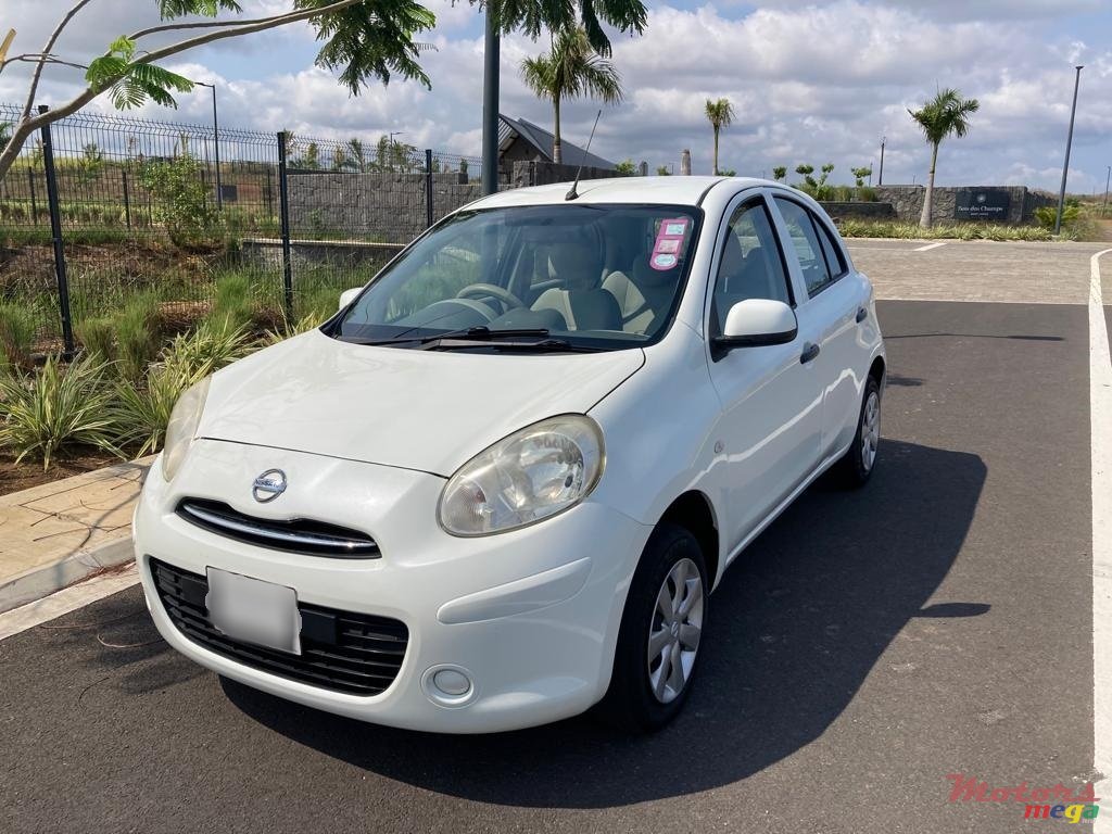 2013' Nissan March photo #1