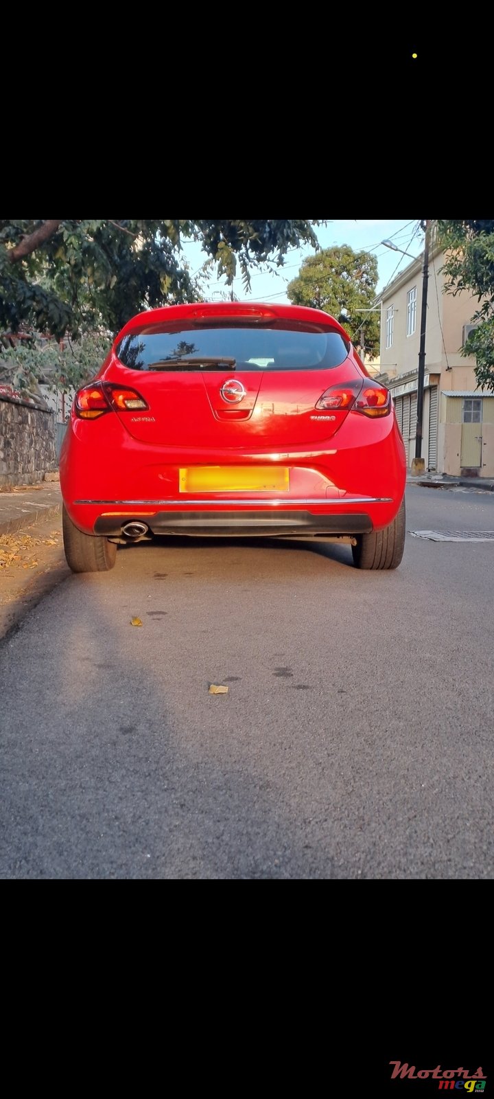 2014' Opel Astra J photo #6