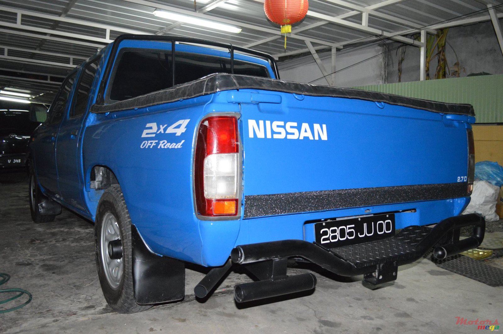 2000' Nissan Hardbody photo #6