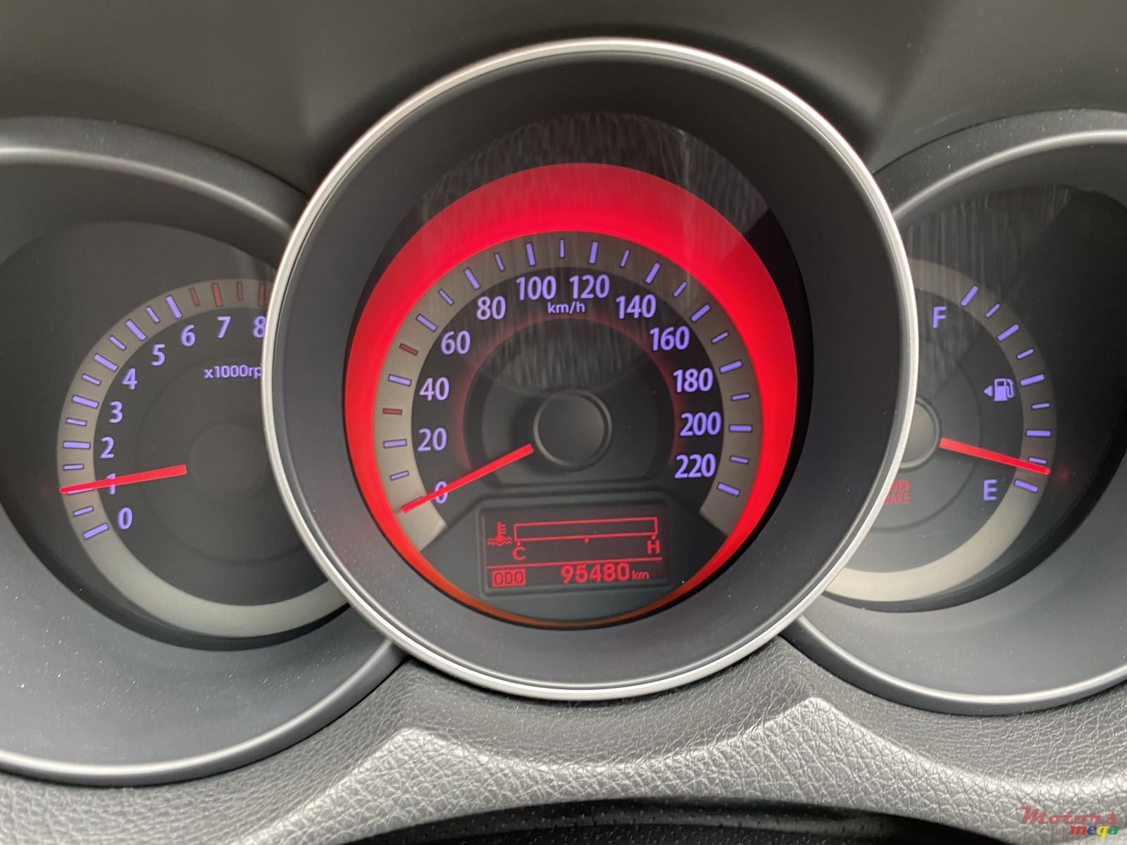 2011' Kia Cerato Koup photo #6