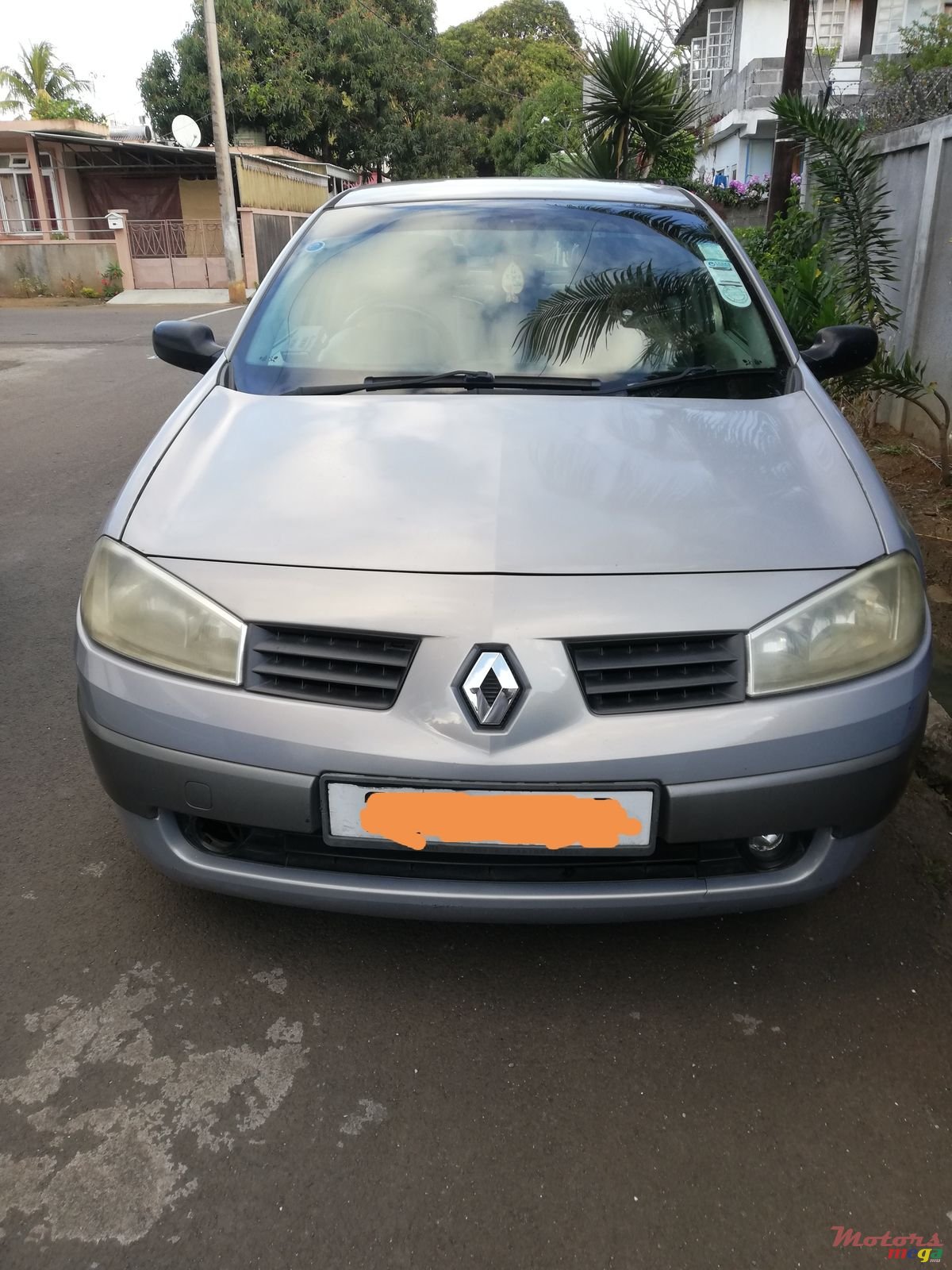 2003' Renault Megane photo #1