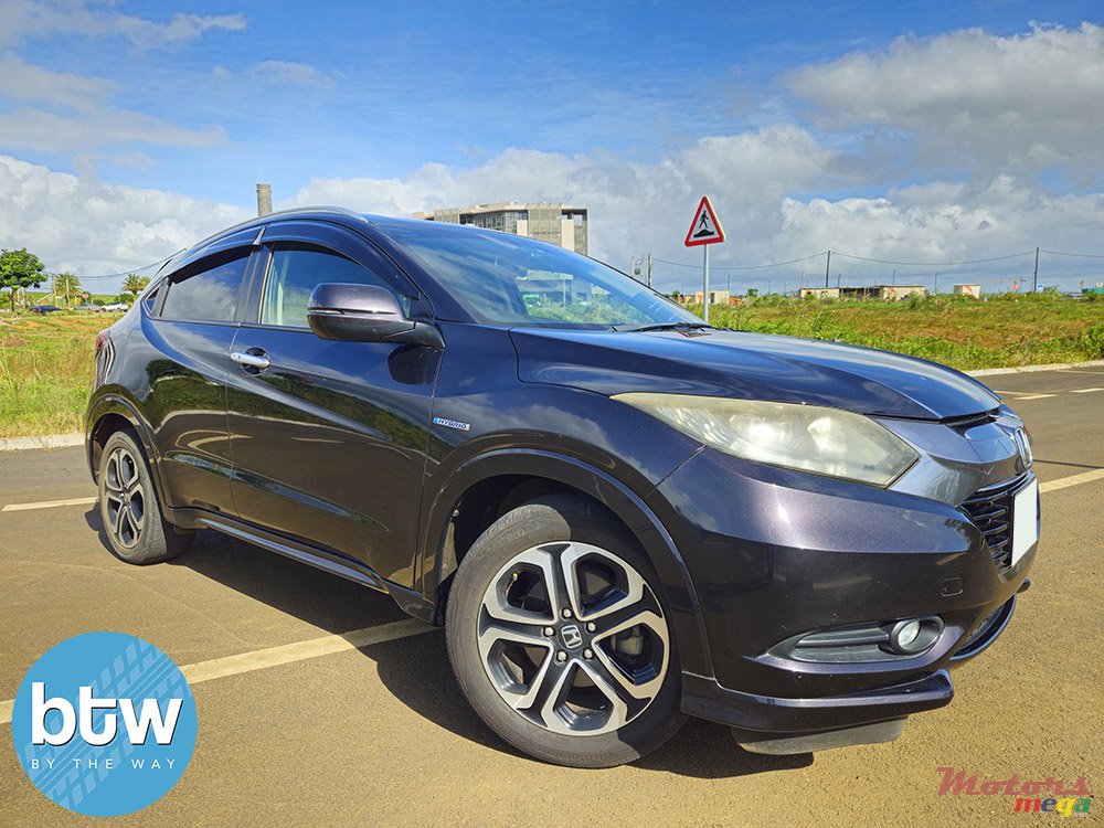 2014' Honda Vezel photo #1