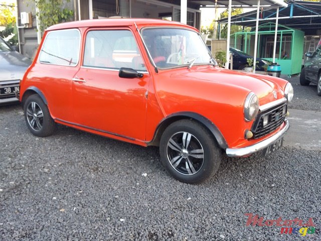 1980' MINI 1300 photo #2