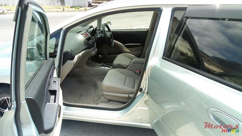 2006' Honda Shuttle photo #7