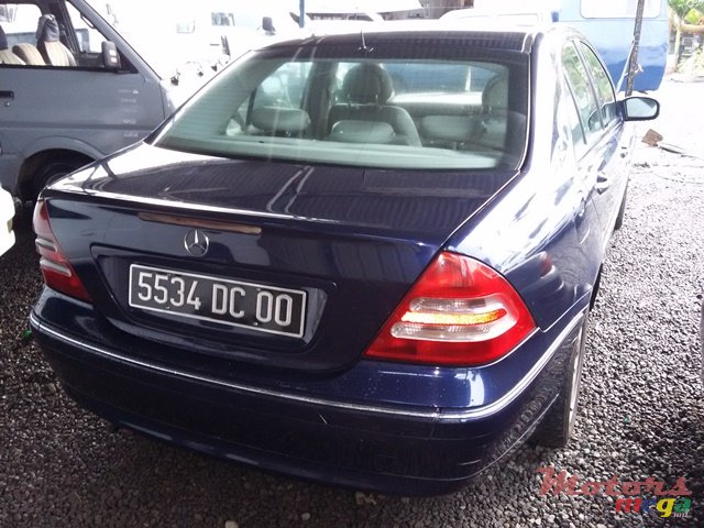 2000' Mercedes-Benz C-Class photo #4