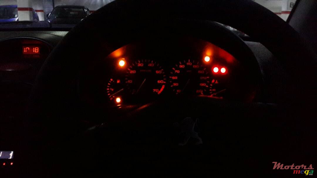 2000' Peugeot 206 photo #4