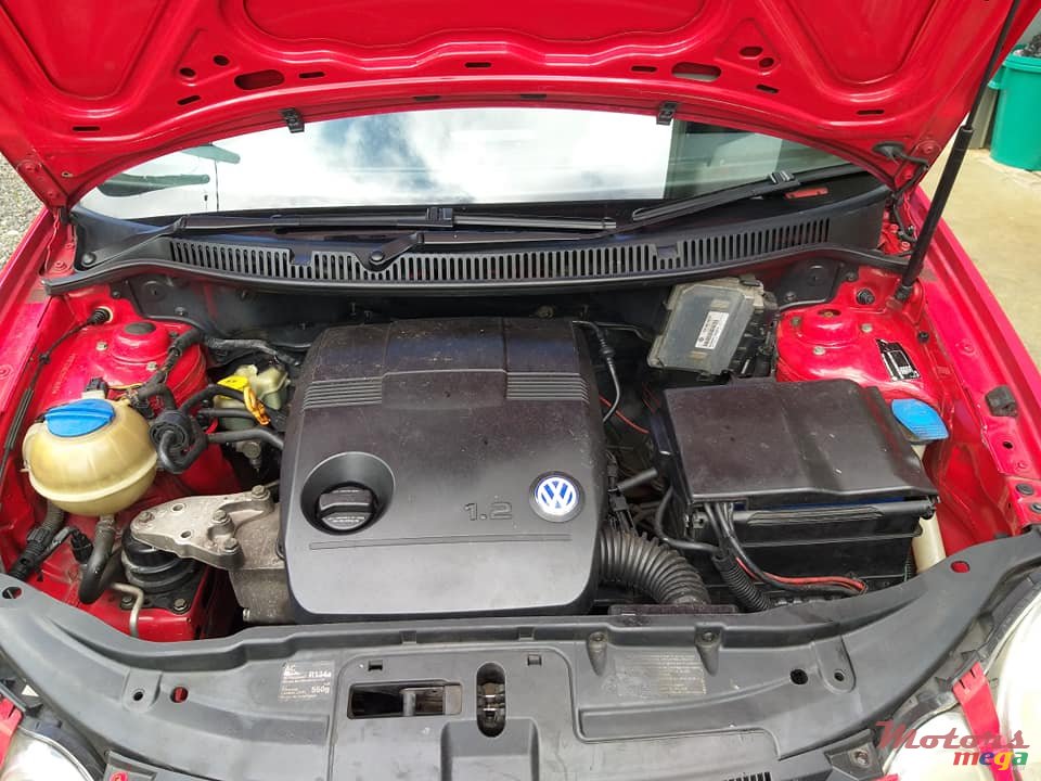 2003' Volkswagen Polo 1.2L [3 cylinder] photo #4