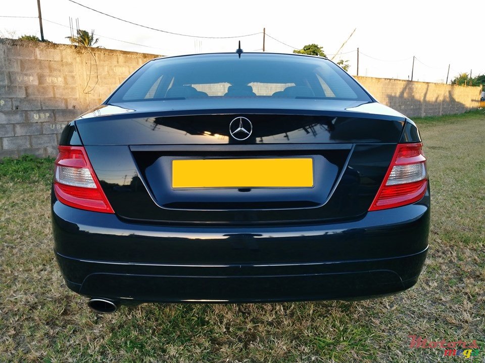 2008' Mercedes-Benz C-Class Kompressor photo #5