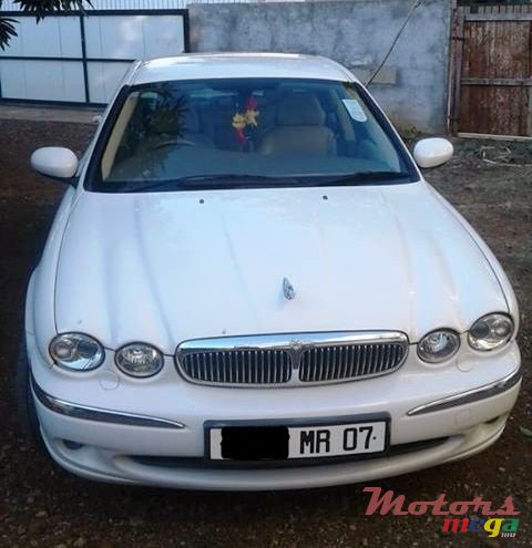 2007' Jaguar X-Type photo #1