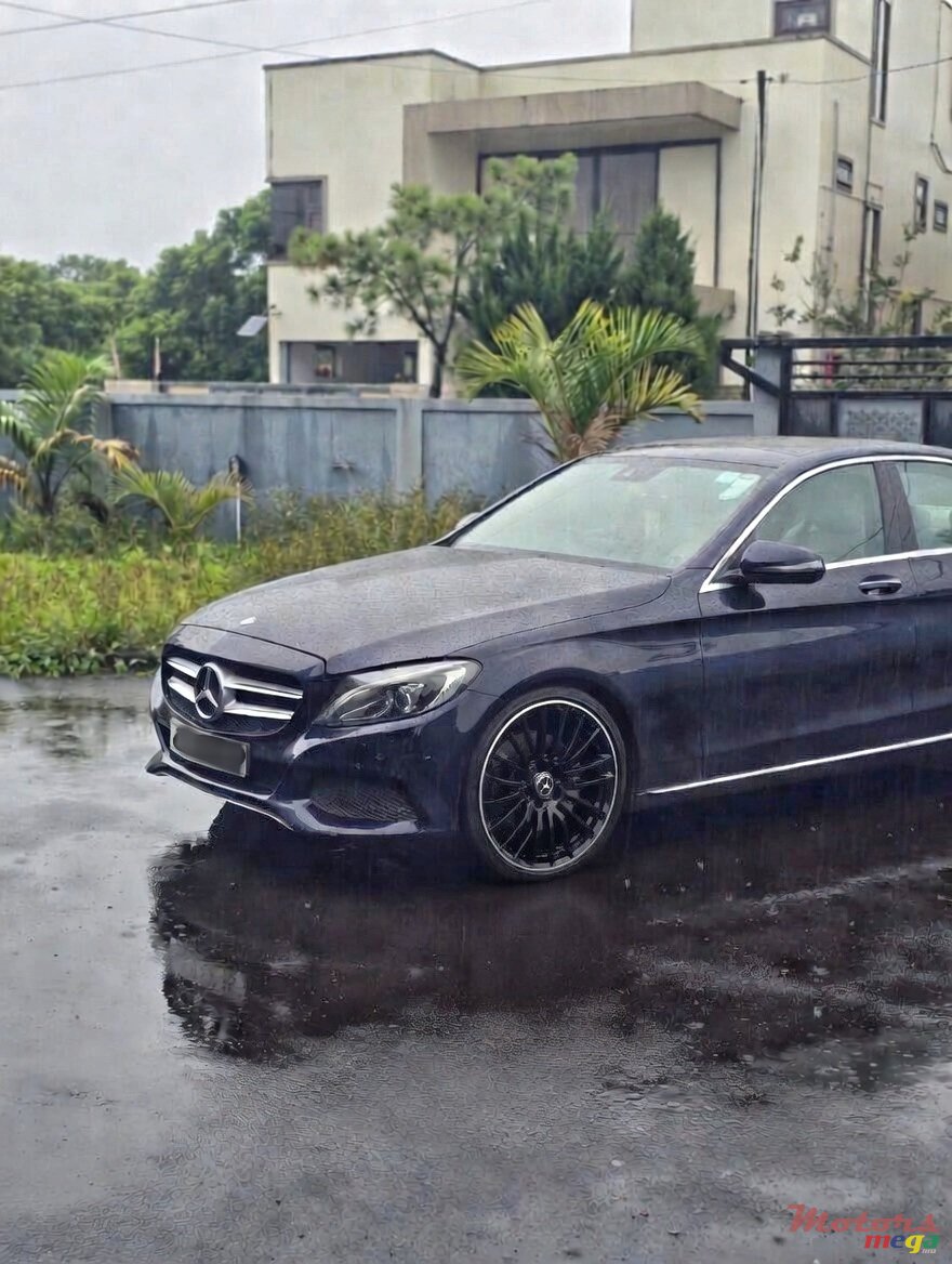 2016' Mercedes-Benz C 350 Plug in hybrid photo #3