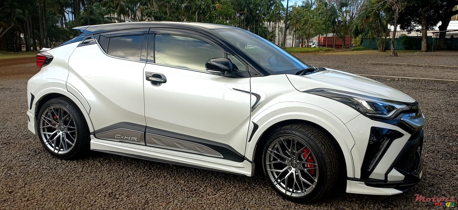 2021' Toyota C-HR photo #1