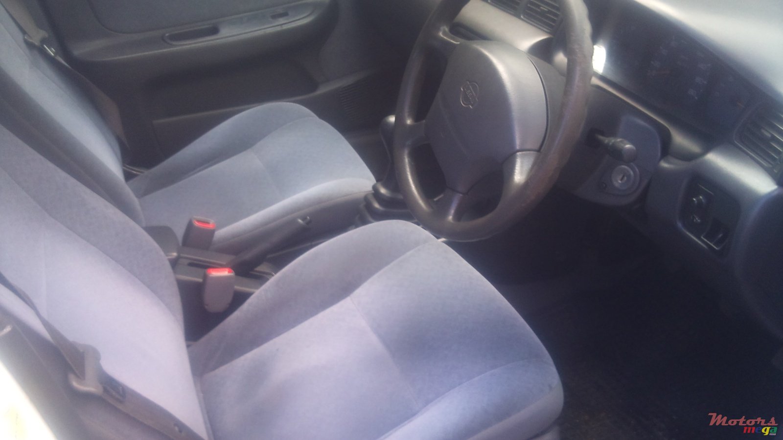 2007' Nissan Sunny photo #1