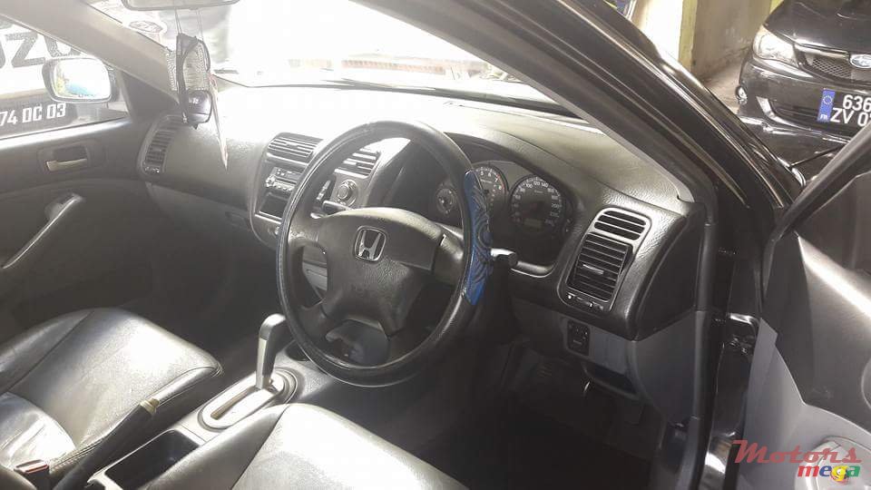 2002' Honda photo #5