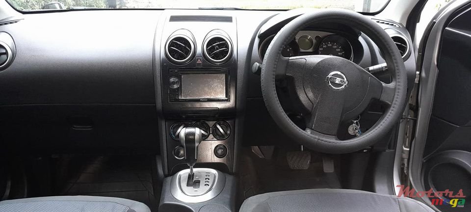 2008' Nissan Qashqai AUTOMATIC GEAR photo #5