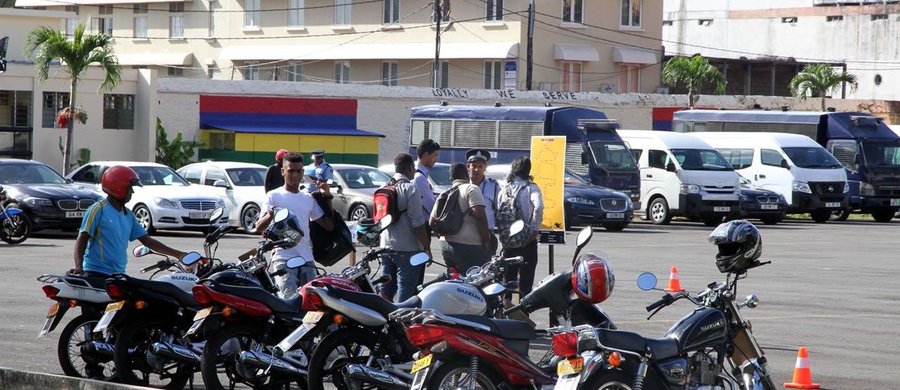 Hausse fulgurante des accidents de motos : les motocyclistes appelés à être plus prudents