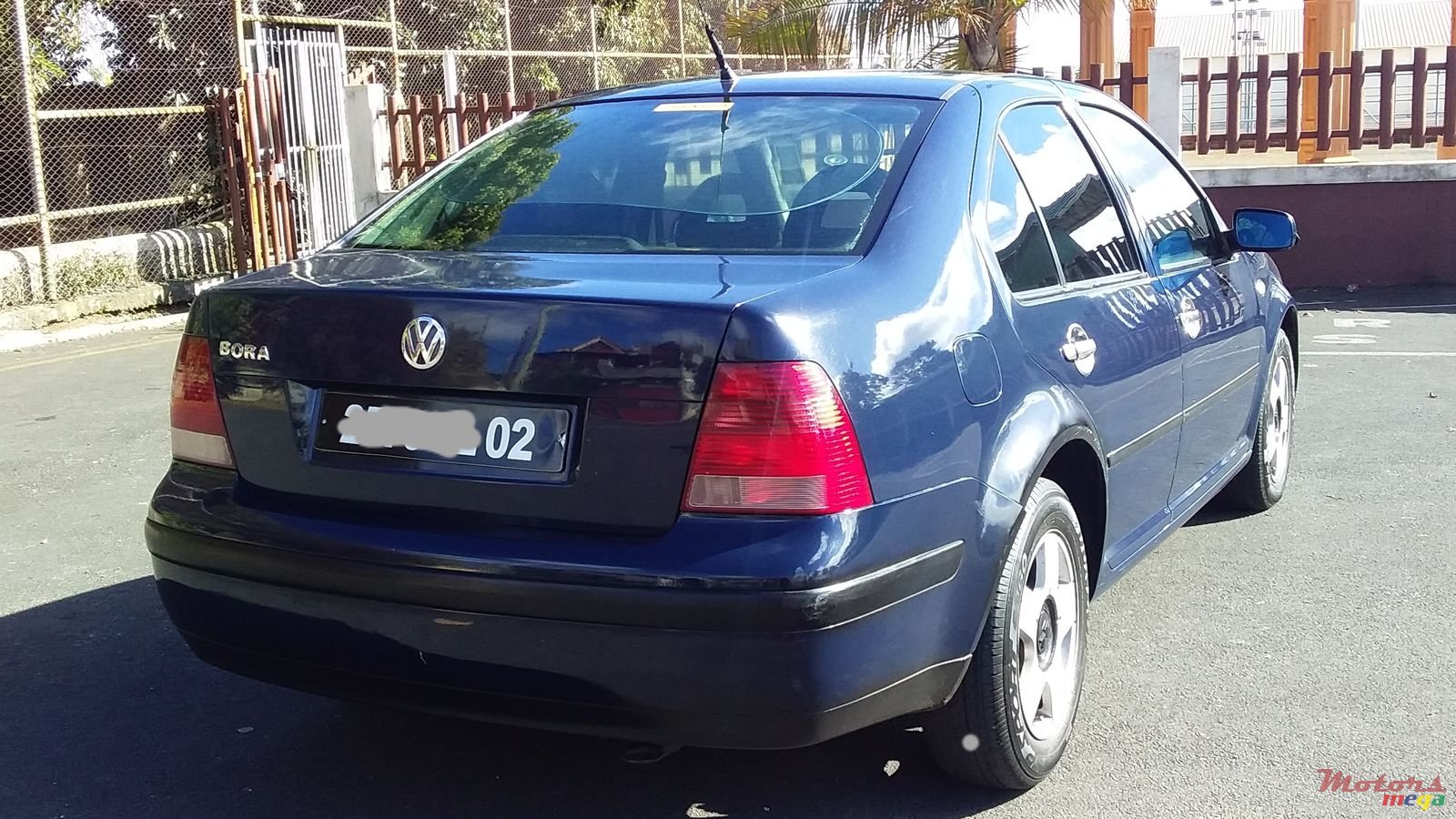 2002' Volkswagen Bora photo #4