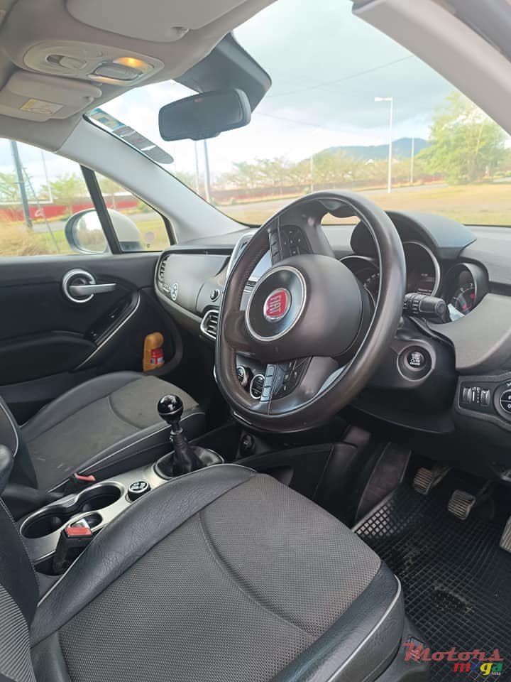 2016' Fiat 500X photo #4