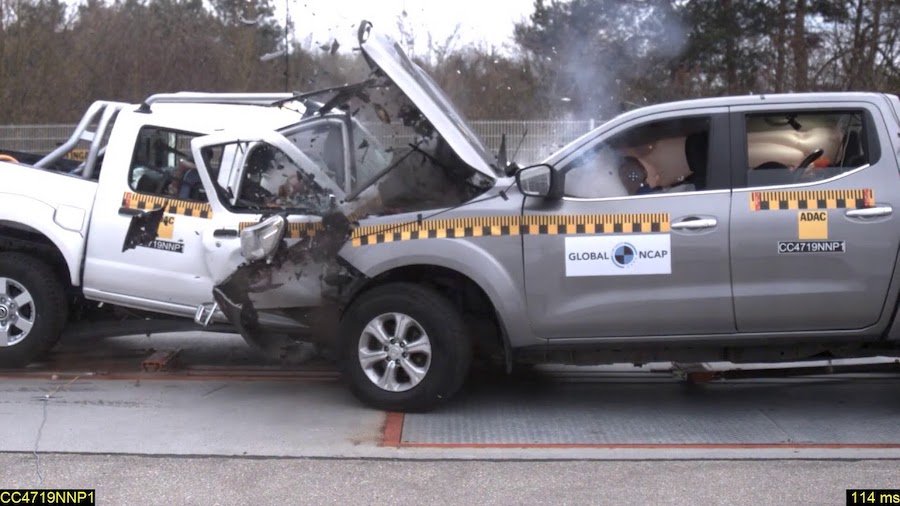 'New' Nissan NP300 Crash Test With Used Navara Has Horrible Outcome