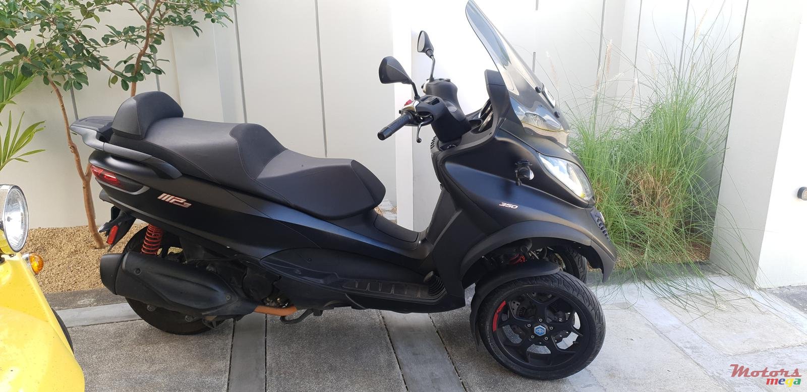 2020' Piaggio MP3 SPORT 350CC photo #1