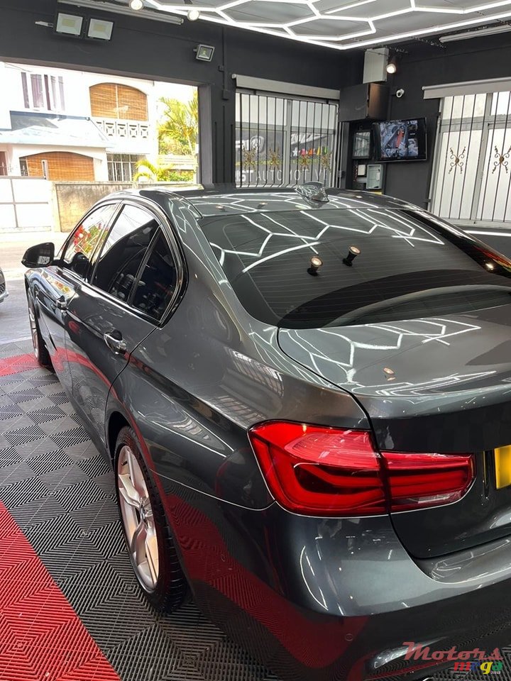 2018' BMW 318 photo #4