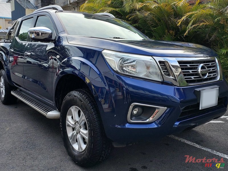 2020' Nissan Navara photo #4