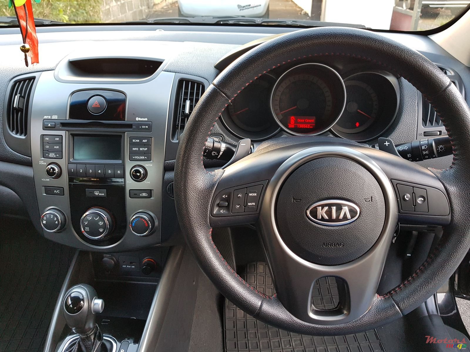 2012' Kia Cerato Automatic photo #5
