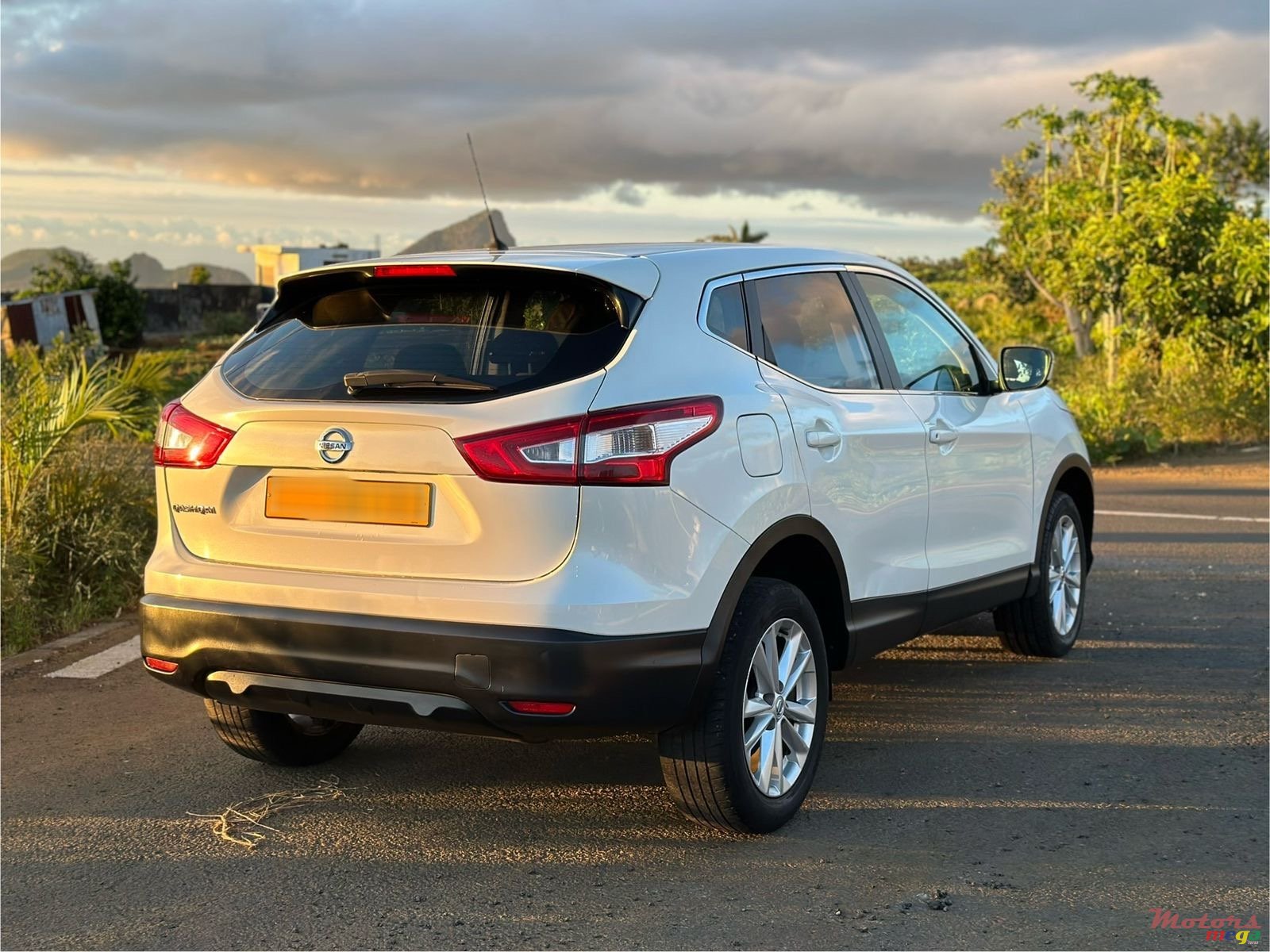 2017' Nissan Qashqai 1.2 Turbo photo #3