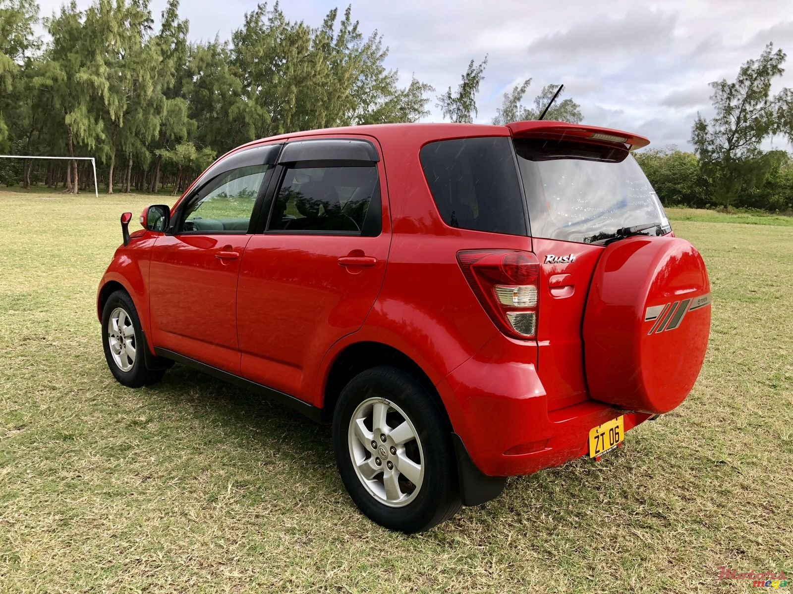 2006' Toyota Rush photo #4