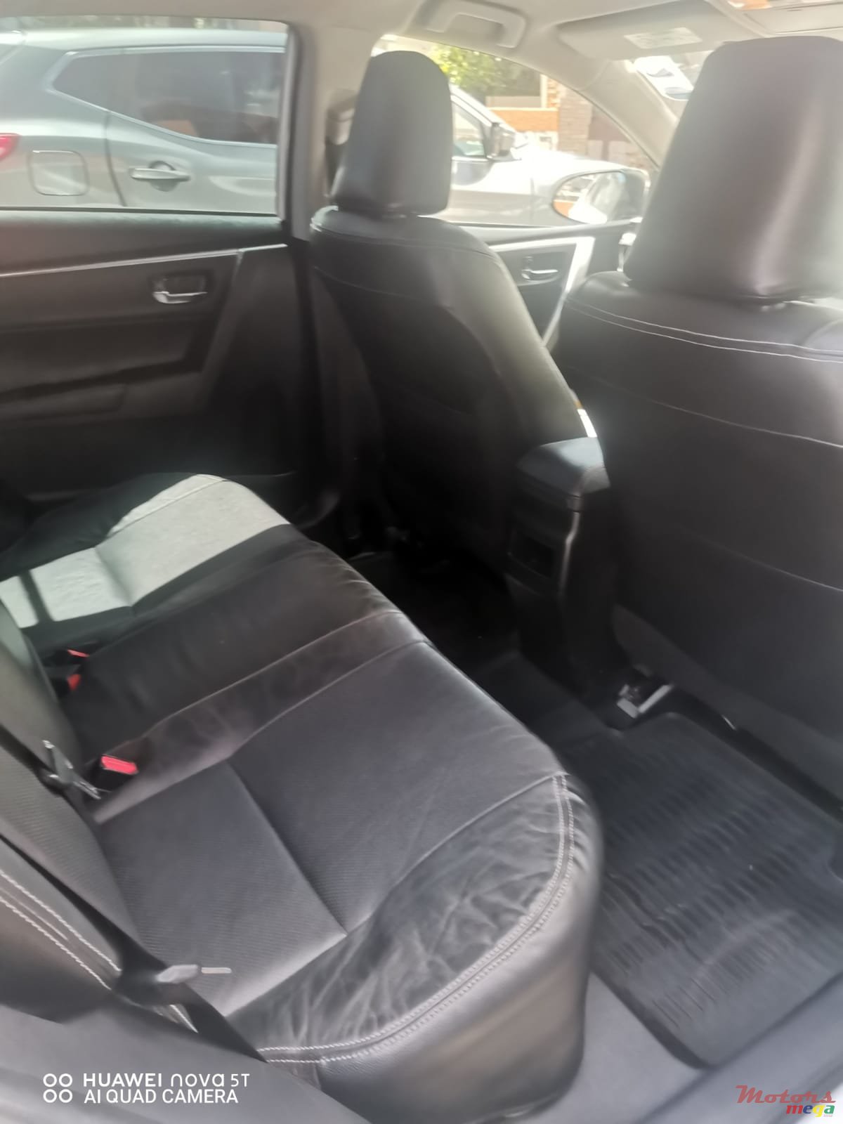 2017' Toyota Corolla photo #5