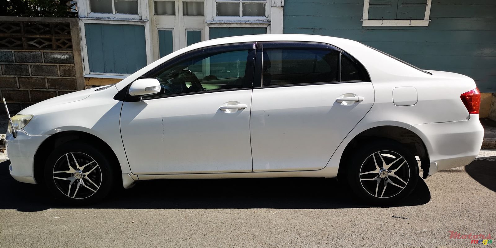 2008' Toyota Axio photo #5