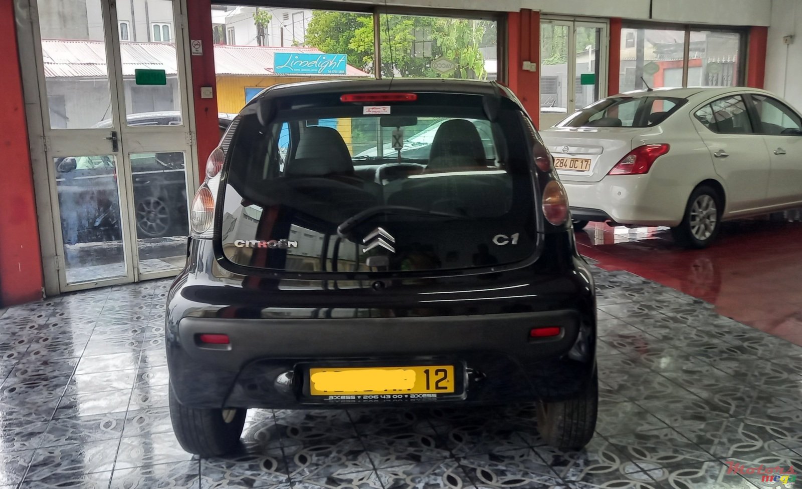 2012' Citroen C1 photo #3