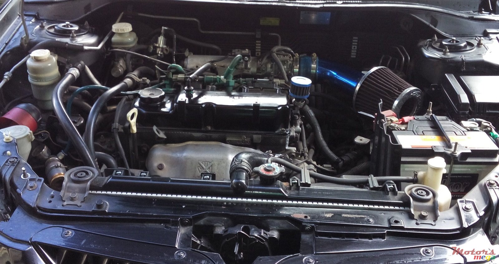 2003' Mitsubishi Lancer photo #3