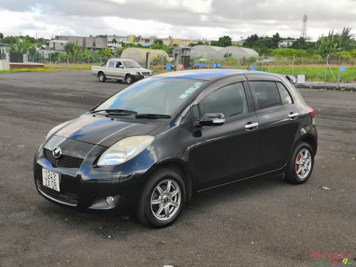 2008' Toyota Vitz 1300cc photo #1