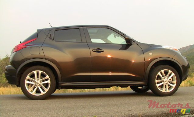 2012' Nissan Juke photo #1