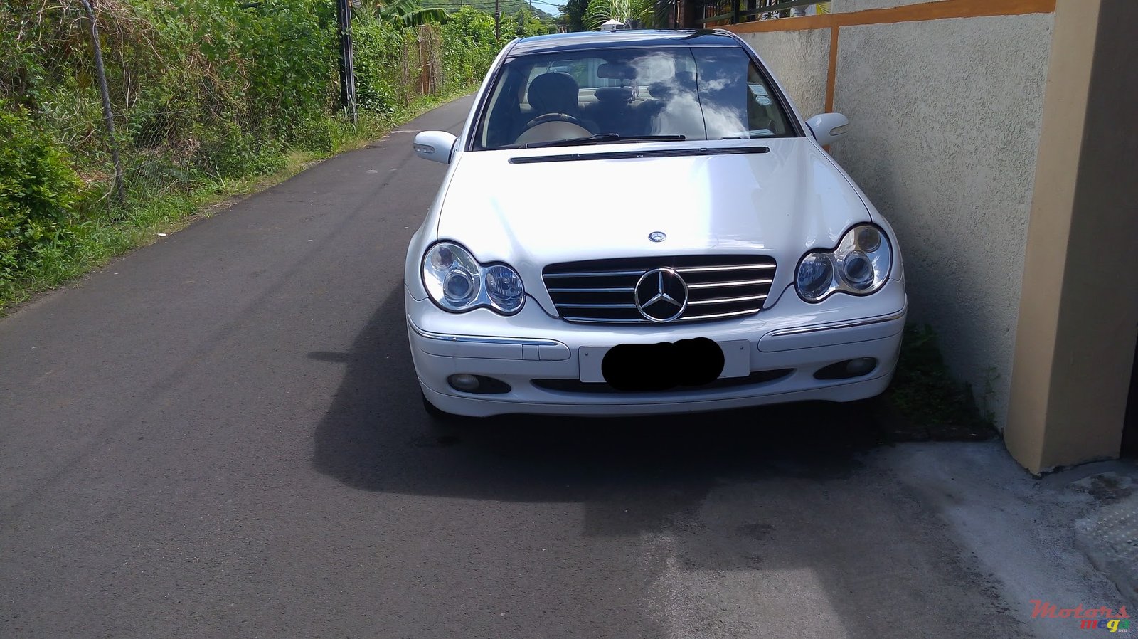 2001' Mercedes-Benz C-Class photo #2