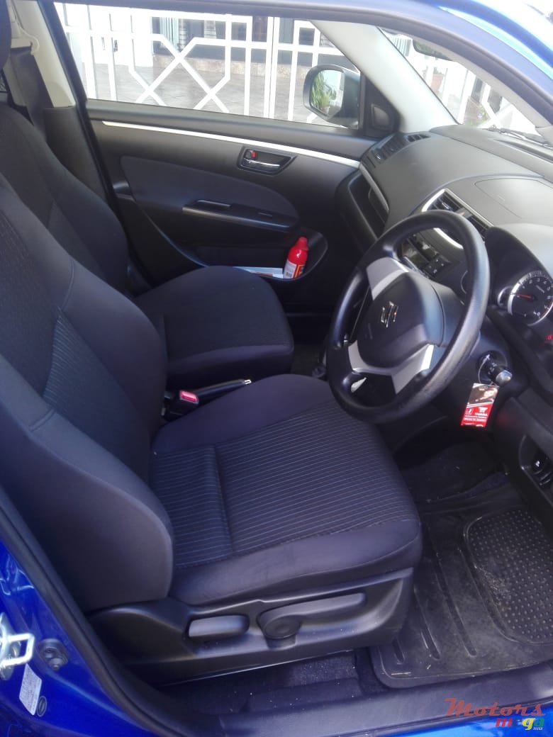 2013' Suzuki Swift No modification photo #3