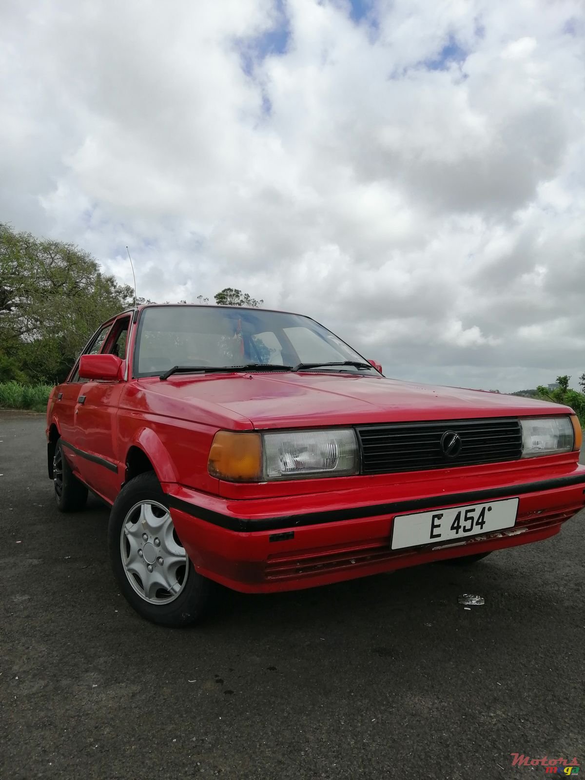 1989' Nissan Sunny B12 photo #2