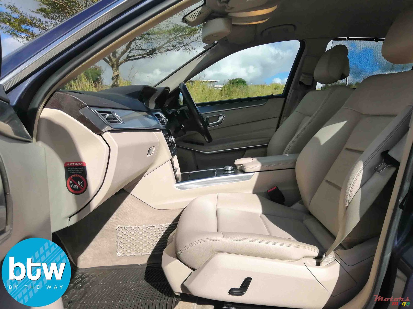 2016' Mercedes-Benz E-Class 200 photo #3