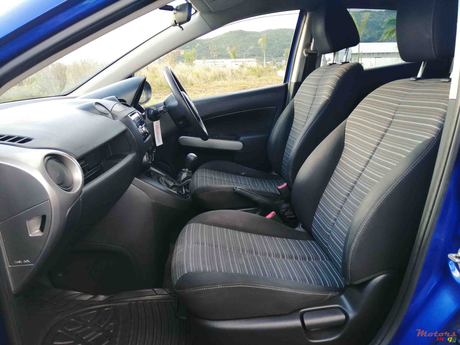 2008' Mazda Demio photo #3