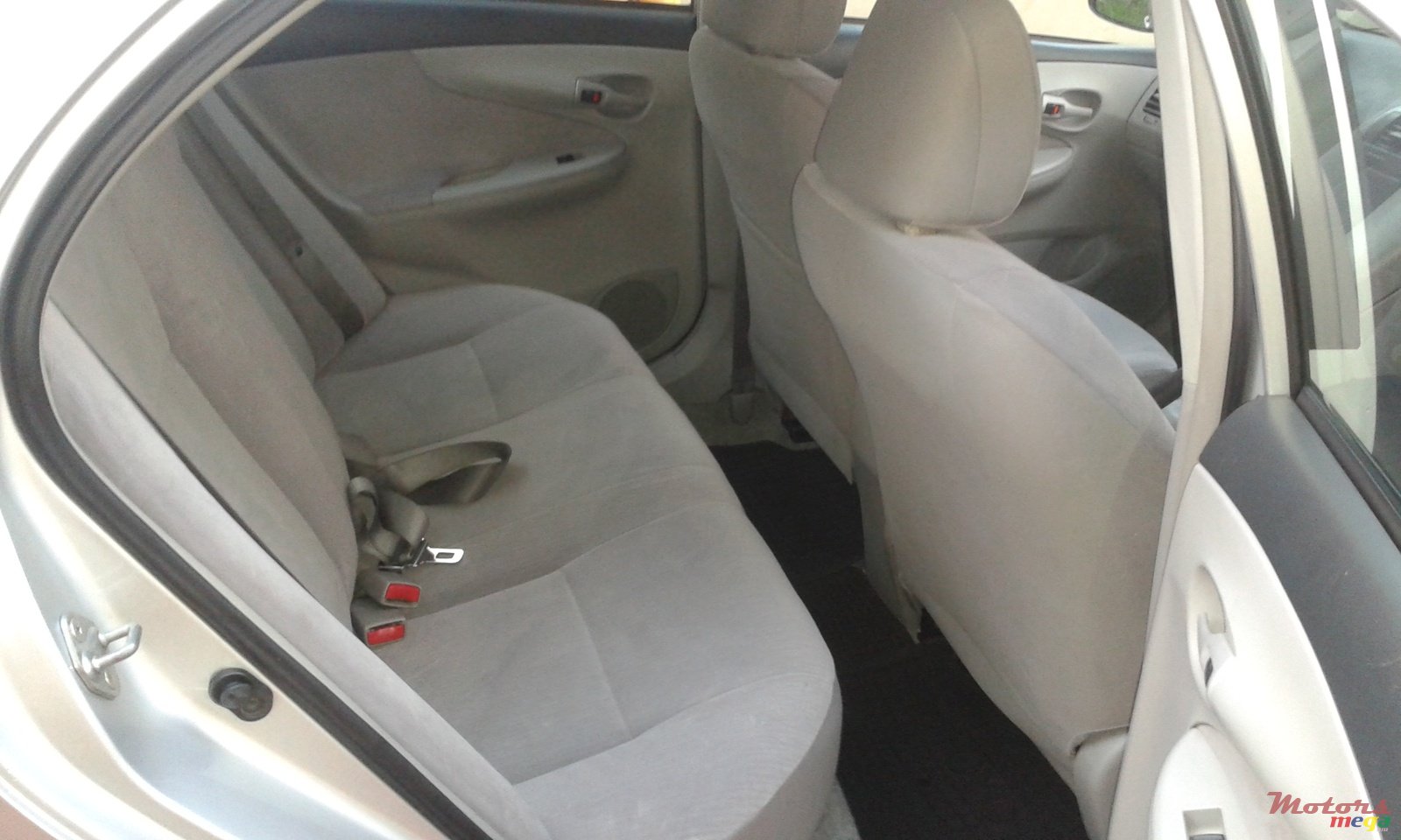 2007' Toyota Axio photo #6