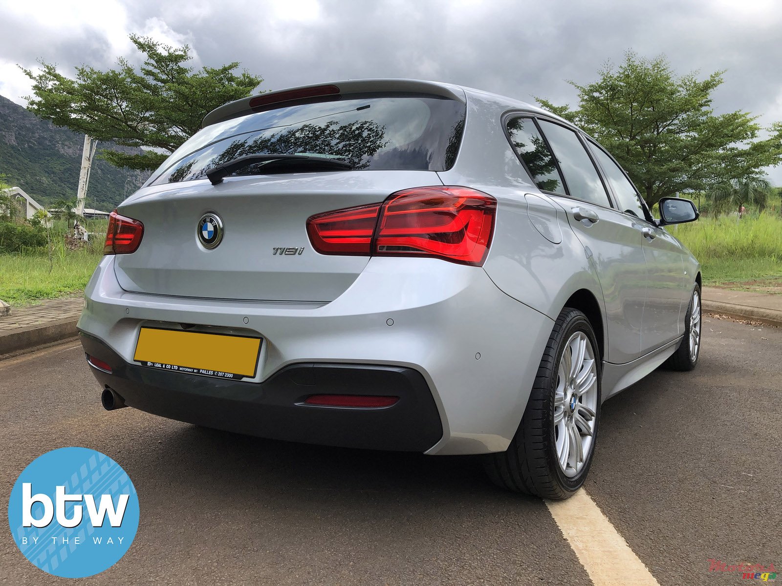 2017' BMW 118 photo #3