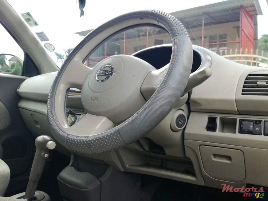 2004' Nissan March photo #4